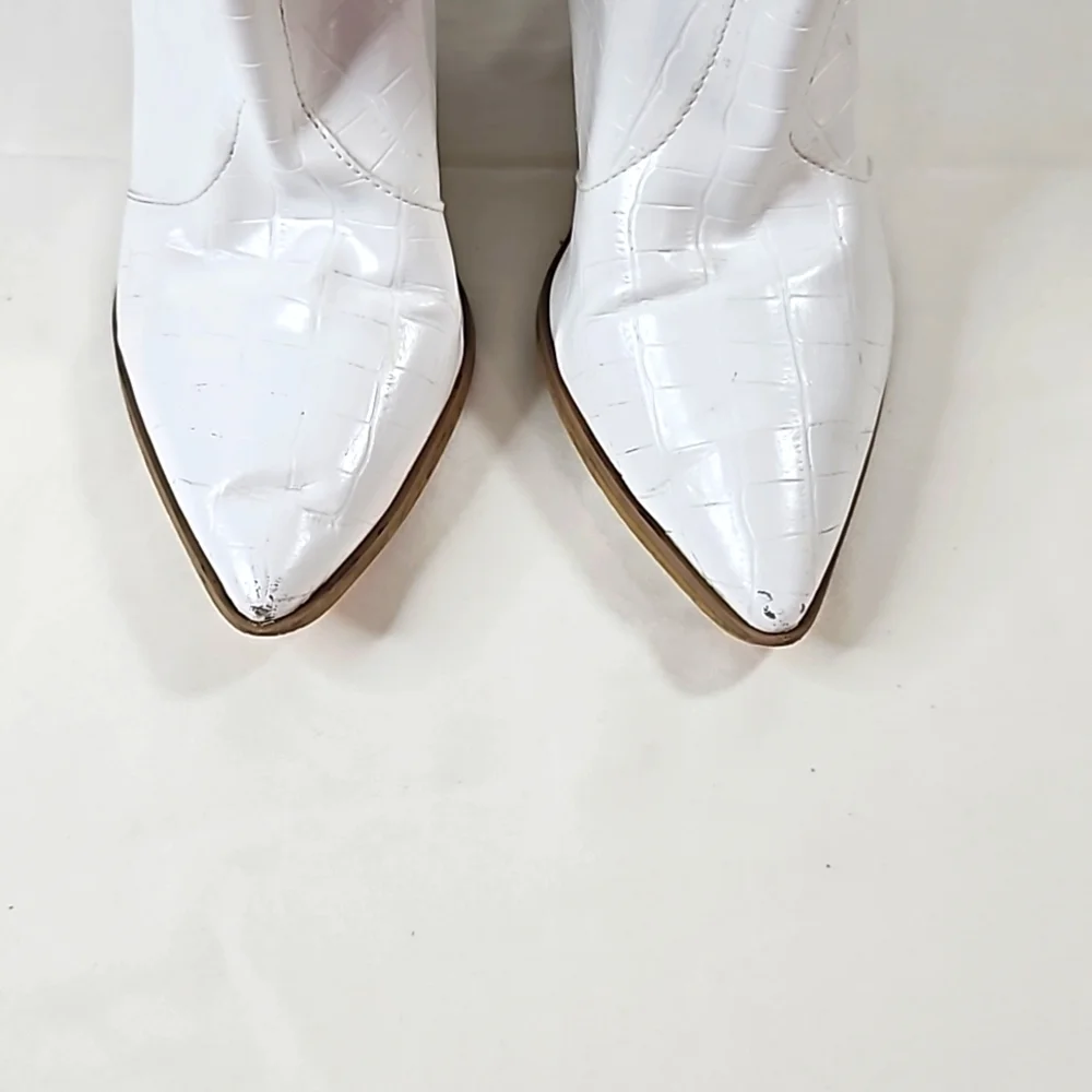 White Faux Leather Cowboy Boots with Block Heels Sz 37 - Picture 4 of 7
